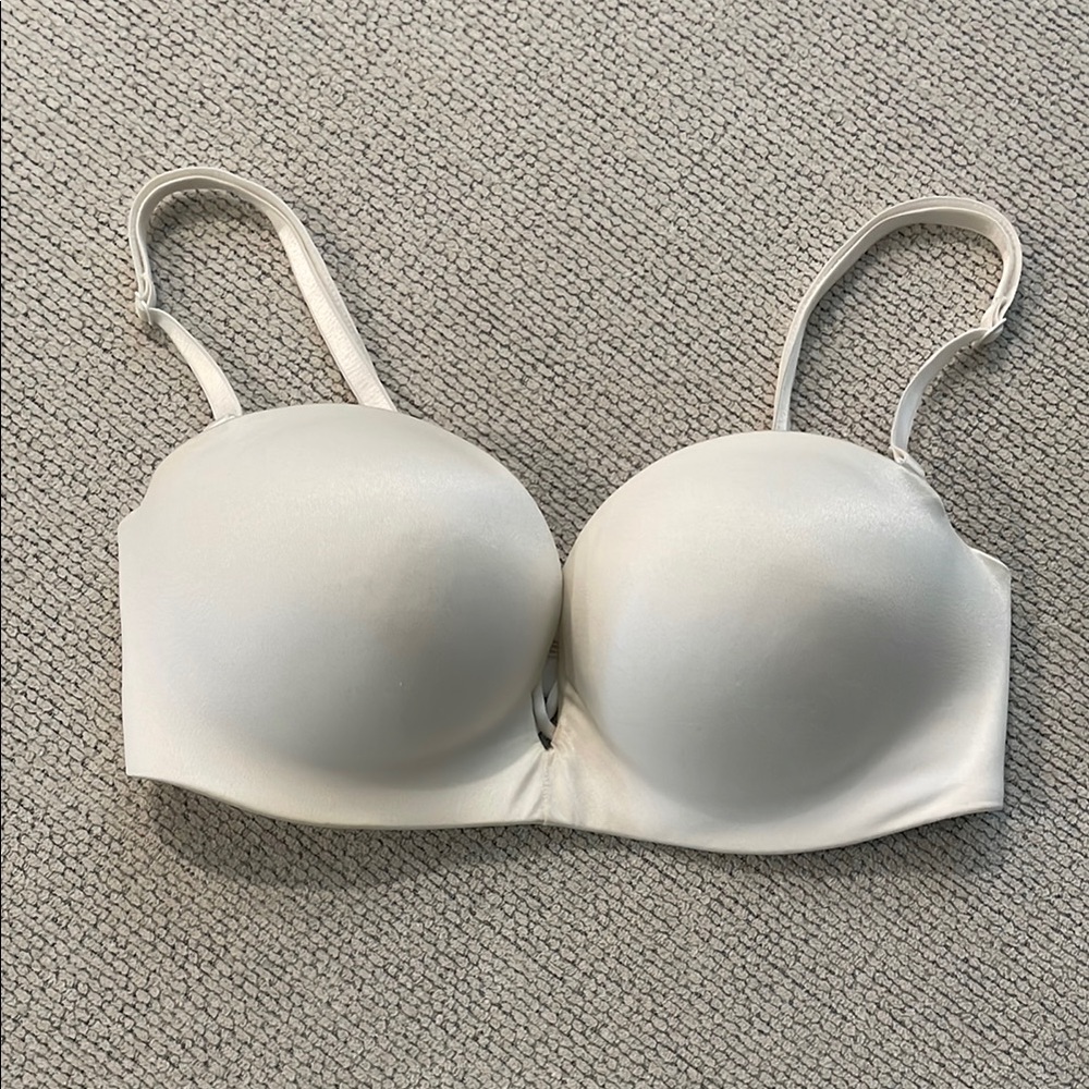 Victoria's Secret Cream Push-Up Bra
